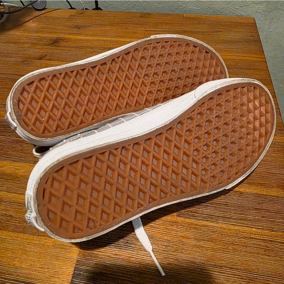 Vans Sneakers - Picture 6 of 9